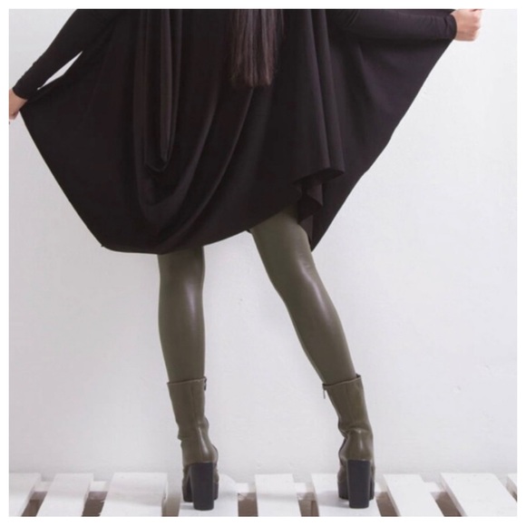 Olive Faux Leather high waist leggings Sz S/M - Picture 5 of 5